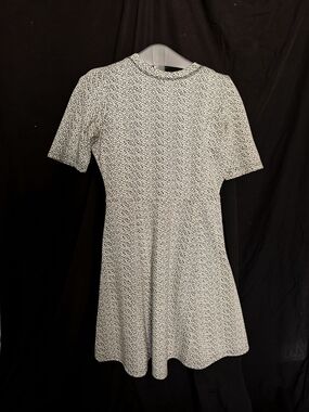 Katherine Barclay Black & White Patterned Short Sleeve Mini Dress